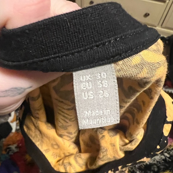 Animal Print Tshirt - Picture 2 of 2